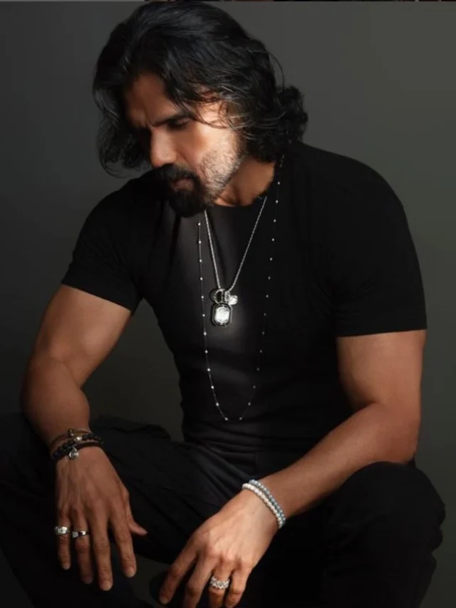 Top 5 most good looking pics of Suniel Shetty