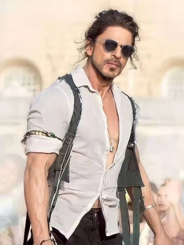 Top 5 most good looking pics of Shah Rukh Khan